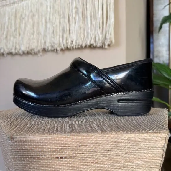 Dansko Black Iridescent Petrol Patent Professional Clogs Size 39