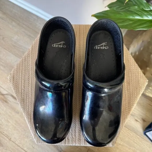 Dansko Black Iridescent Petrol Patent Professional Clogs Size 39