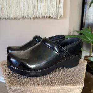 Dansko Black Iridescent Petrol Patent Professional Clogs Size 39