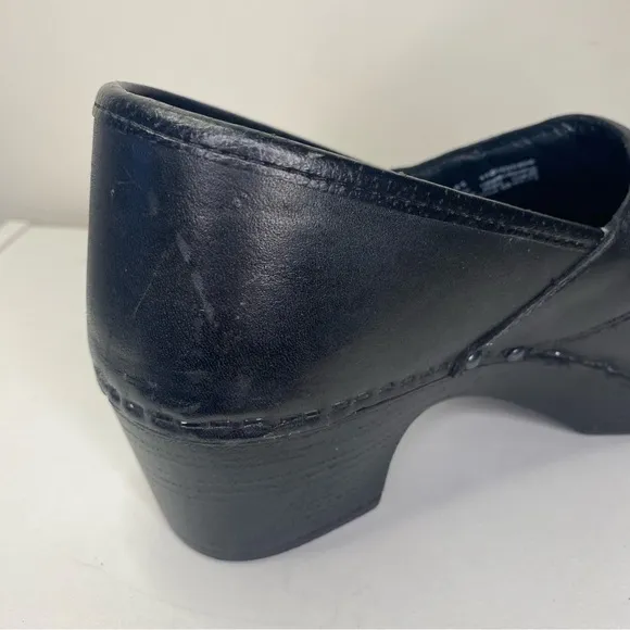 Dansko Black Nursing Slip On Work Clogs Size 41 10.5 11