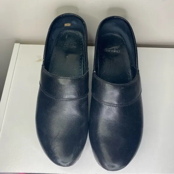 Dansko Black Nursing Slip On Work Clogs Size 41 10.5 11