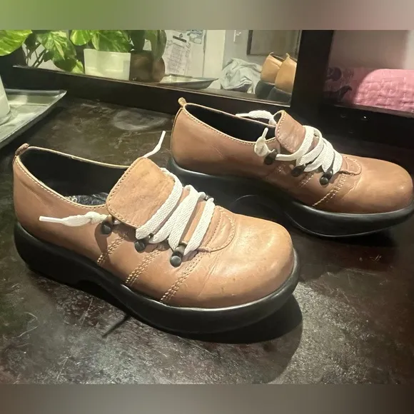 Dansko Chunky leather oxfords