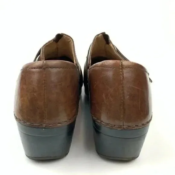 Dansko clogs size 38 7.5-8 Brown leather button