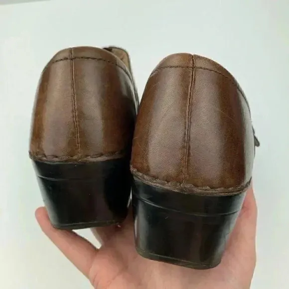 Dansko clogs size 38 7.5-8 Brown leather button