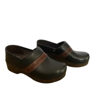 Dansko Clogs Women’s Penny Full Grain Black Leather Slip On Size 6.5 - 7