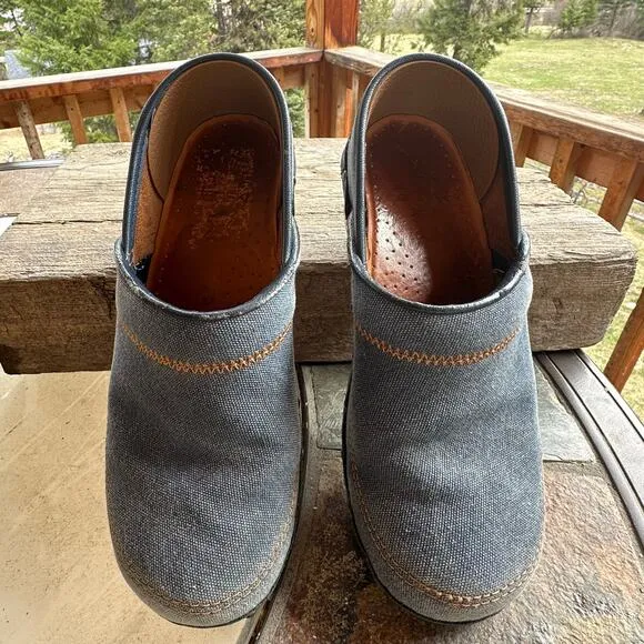 Dansko Denim Clogs Womens 37 Studded Embroidered Professional Comfort Shoes