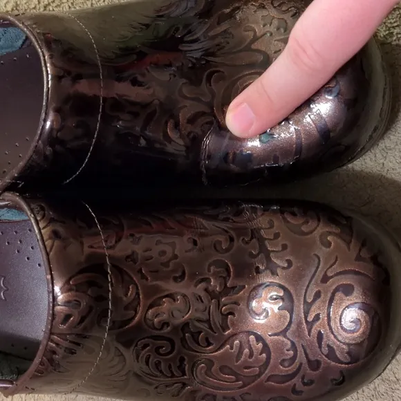 Dansko Embossed Clogs - Metallic Brown Women's 41 Euro (11 US)
