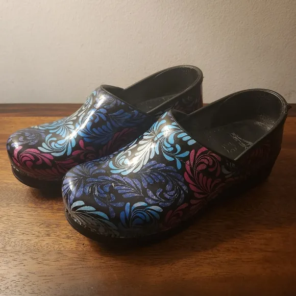 Dansko | Floral Paisley Clogs