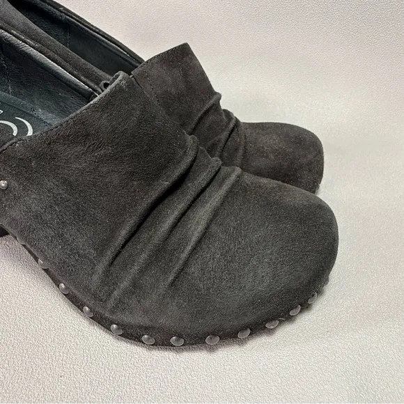 Dansko Harlow Burnished Black Suede Leather Studded Mule Clogs EU38