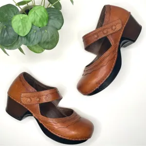Dansko Harlow Mary Jane Clogs Brown Leather Size 39 Flowers Daisies