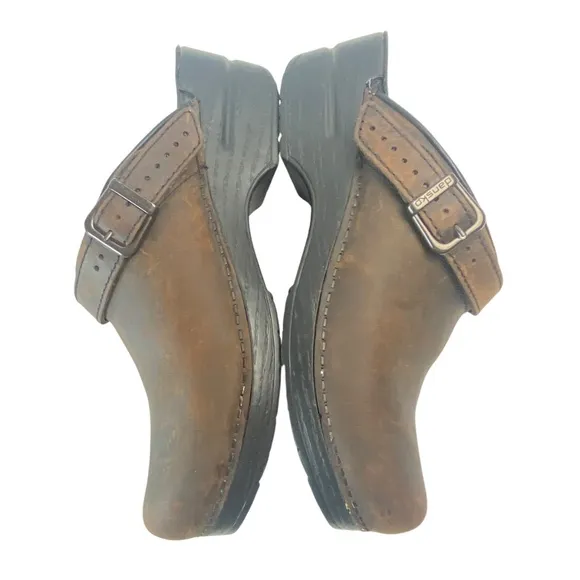 DANSKO Ingrid Clogs Mule Leather in Antique Brown Oiled Size 38 (US 8.5-9)