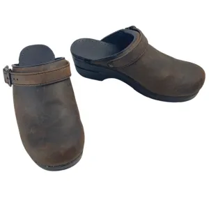 DANSKO Ingrid Clogs Mule Leather in Antique Brown Oiled Size 38 (US 8.5-9)