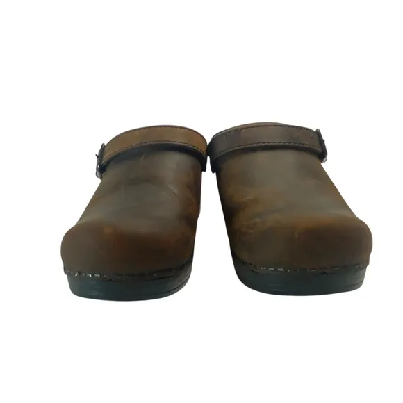 DANSKO Ingrid Clogs Mule Leather in Antique Brown Oiled Size 38 (US 8.5-9)