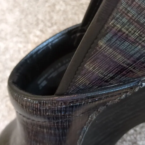 Dansko Iridescent Clogs Women's 38 Euro (8 US)