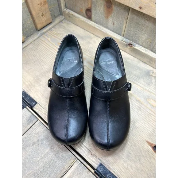 Dansko Leather Clogs Women's Shoe Size 37 Black 6.5 - 7