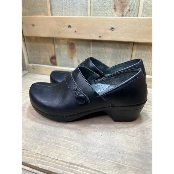 Dansko Leather Clogs Women's Shoe Size 37 Black 6.5 - 7