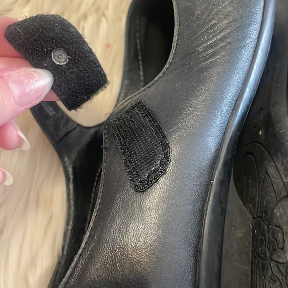Dansko leather Velcro black round toe slip on clogs nurse business shoes sz 39