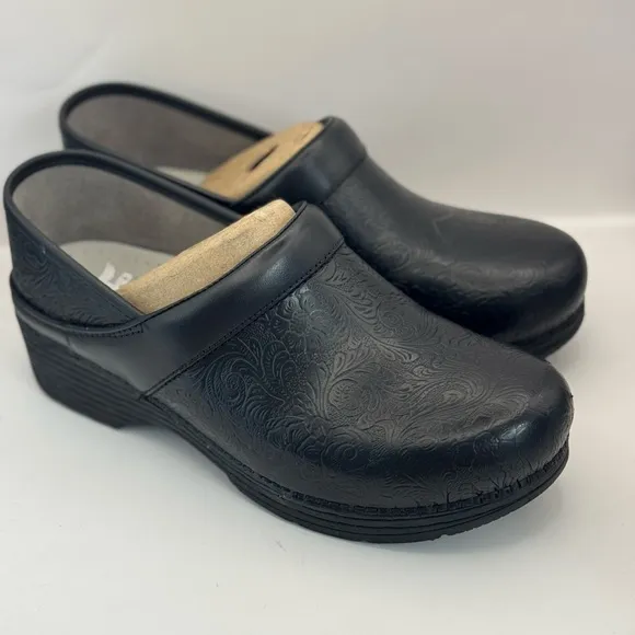 Dansko LT Women’s EU 41, US 10.5-11 LT Professional Clogs Black Tooled Floral