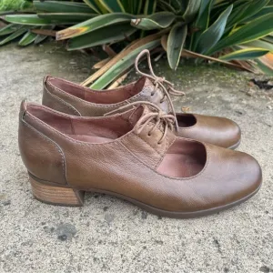 Dansko Mary Jane Linda Lace Up Pump Oxfords in Taupe Burnished Leather