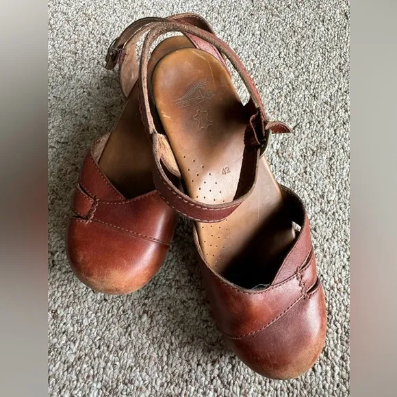 Dansko Mary Jane Slingback Sandals Clogs Shoe Size 42 Tan Leather - Closed Toe