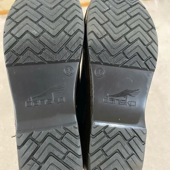 Dansko Matte Blue Leather Clogs size 36