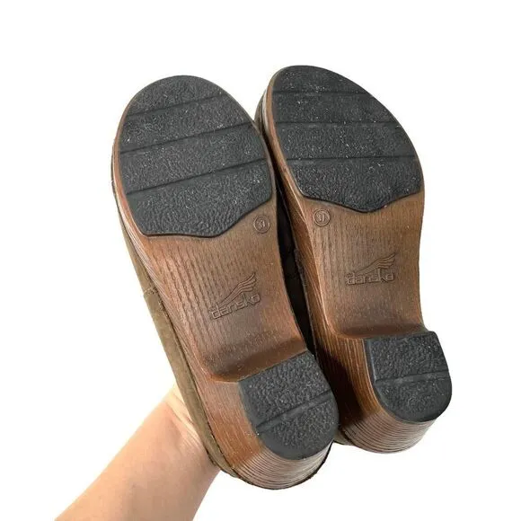 Dansko Mavis studded leather clogs Sz 37 brown