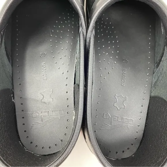 DANSKO Narrow Professional Cabrio Black Clogs