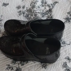 Dansko NWOB clogs size 39