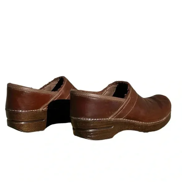 Dansko Professional All Day Slip On Clogs Genuine Leather Arch Support Womens 9