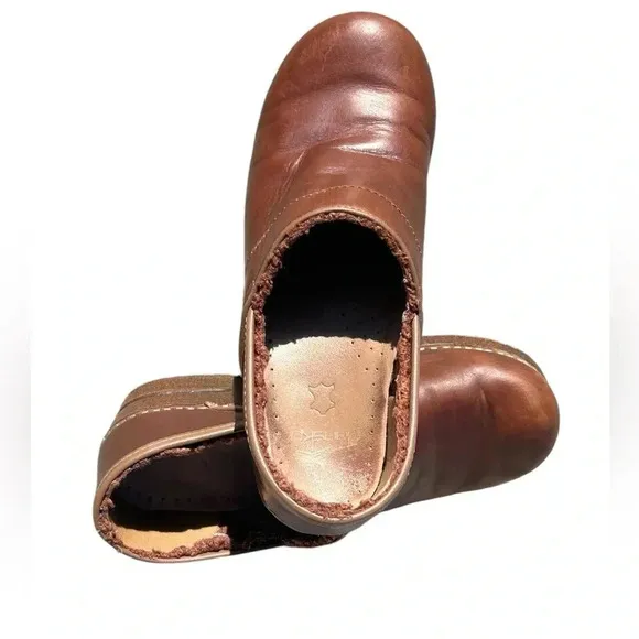 Dansko Professional All Day Slip On Clogs Genuine Leather Arch Support Womens 9