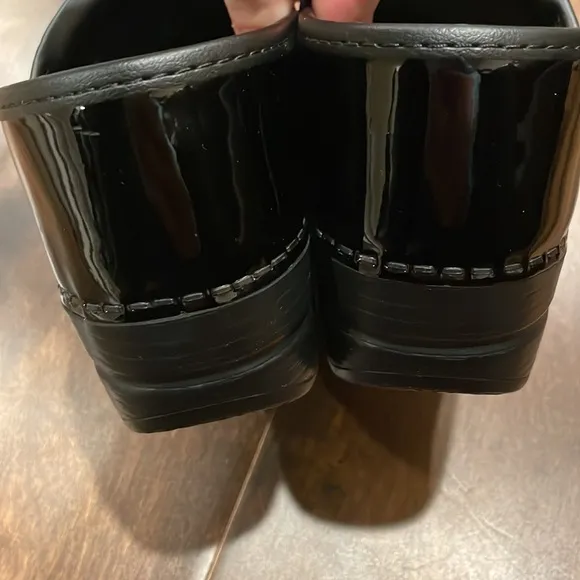 Dansko Professional Black Patent clogs NEW