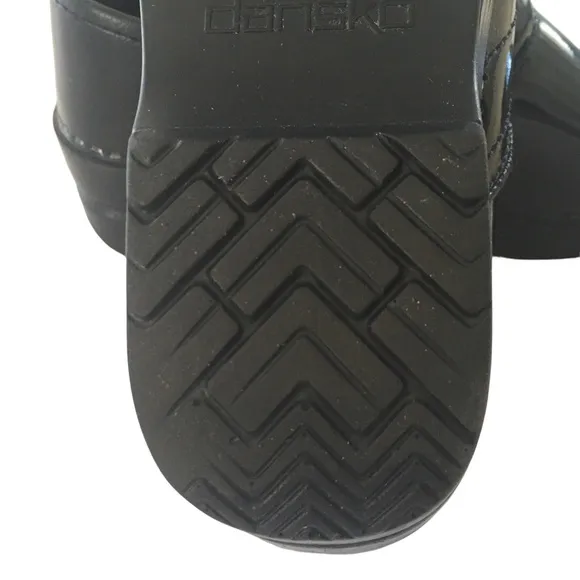 Dansko Professional Black Patent Leather Clogs | 37