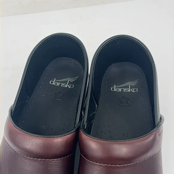 Dansko Professional Brown Leather Clogs Size 42 US 11.5 - 12 Comfort Work Shoes
