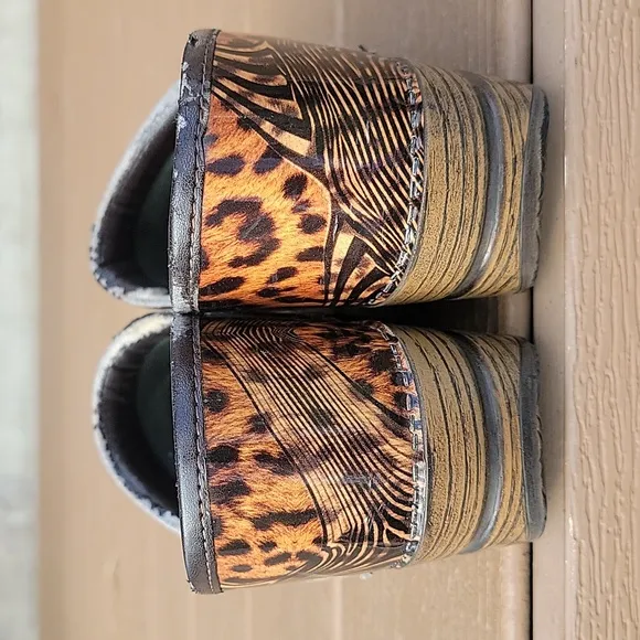 Dansko Professional Cheetah Print Patent Leather  Clogs - Size UK 38 |US 7.5-8
