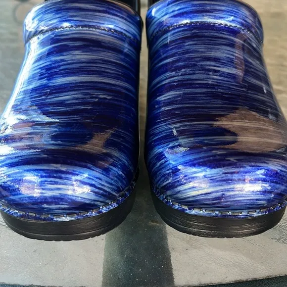 Dansko Professional Clogs New no Box Sz 38 (7.5-8) Patent Leather in Blue Water