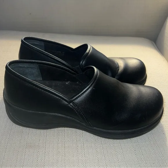 DANSKO Professional CLOG/SHOE Black Oiled Leather size 9.5M