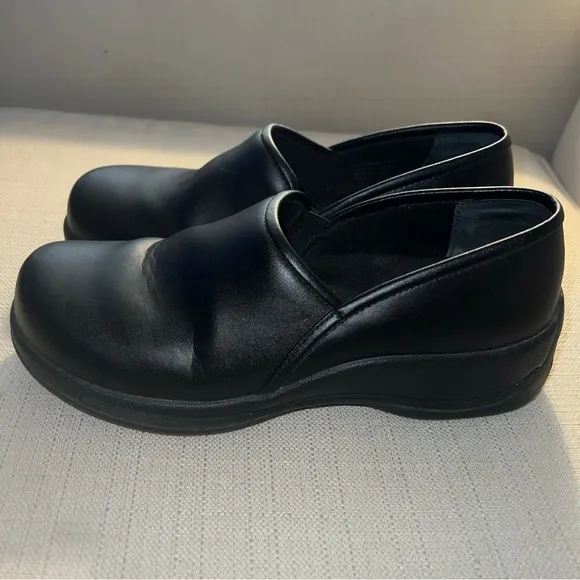 DANSKO Professional CLOG/SHOE Black Oiled Leather size 9.5M