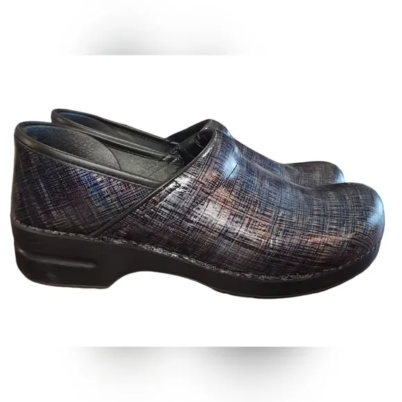 Dansko Professional Nursing Clogs Women's Size 9.5/10