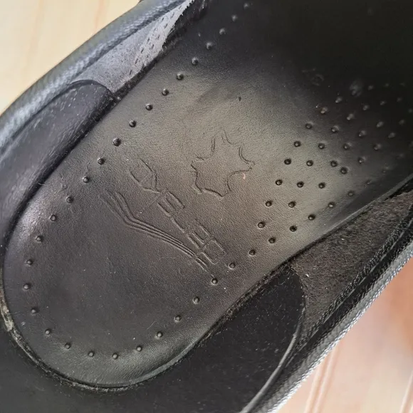 Dansko Professional Slip Resistant Comfort Waterproof Black Leather Clogs