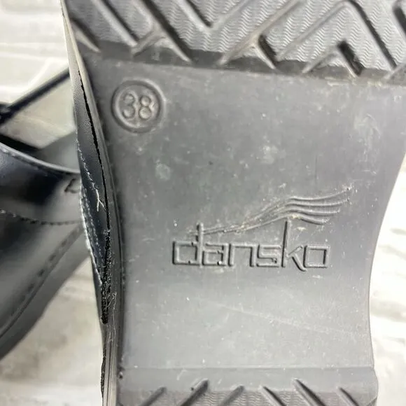 Dansko Professional Women's Size 38- 7.5/8 Black Leather Work Nurse Clogs