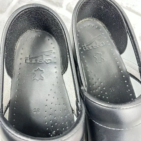 Dansko Professional Women's Size 38- 7.5/8 Black Leather Work Nurse Clogs