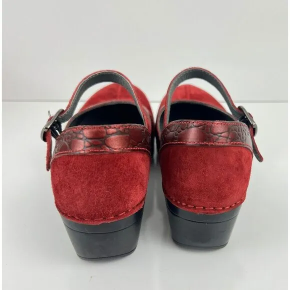 Dansko Sally Red Suede Croc Mary Jane Clogs Size EU 38 7.5/8