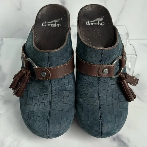 Dansko Shandi Nubuck Clogs Mules Blue Leather Croc Pattern Tassel Size EU 36