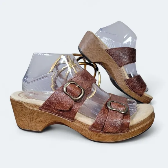 Dansko Sophie Brown floral Tooled Leather Clog Sandals Size 41 Comfy Boho Retro