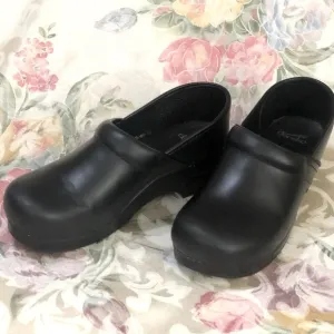 Dansko Stapled Nurse Doctor Work Black Leather Clogs size 11.5-12 US 42 EU