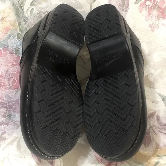 Dansko Stapled Nurse Doctor Work Black Leather Clogs size 11.5-12 US 42 EU
