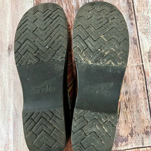 Dansko stipped clogs size 38‎