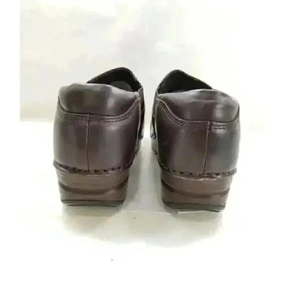 Dansko Tatum Oiled Full Grain black size 8.5 NIB Brand New excellant
