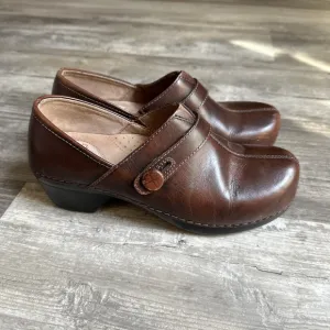 Dansko  Woman Solstice Cardovan SIZE EU 38/US SIZE 7  Brown Leather Clog Mule
