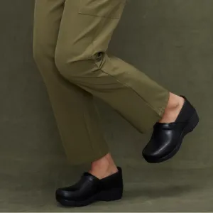 Dansko Womens Black Waterproof Clogs XP 2.0 Like New size37 - 7, 7.5 Retail $150